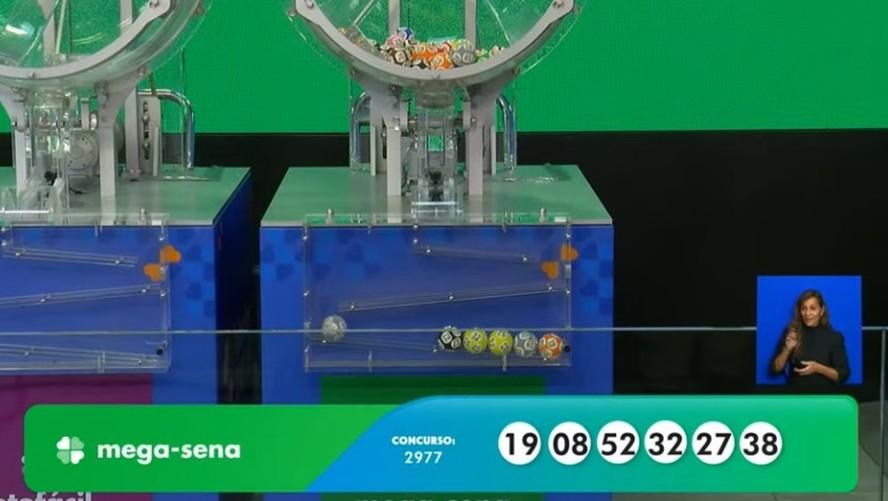 Nenhuma aposta acerta seis dezenas, e prêmio da Mega-sena acumula em R$ 145 milhões; veja números desta quinta