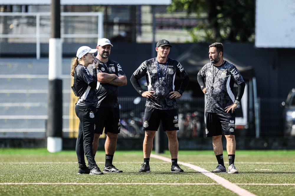 Santos encara o Grêmio na estreia do Brasileiro Feminino