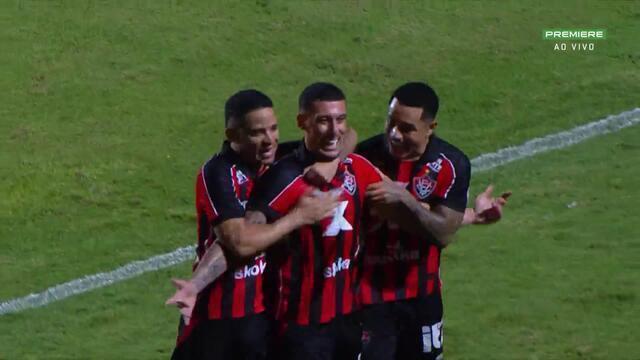 Baralhas marca golaço, Vitória segura o Mirassol e vence mais uma no Barradão