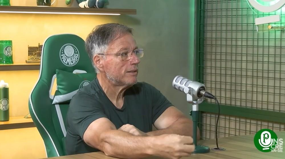 Barros cita busca por zagueiro no mercado e prevê assédio a atletas do Palmeiras após a Copa