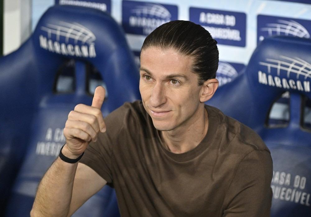 Cruzeiro tem Filipe Luís como alvo para substituir Tite