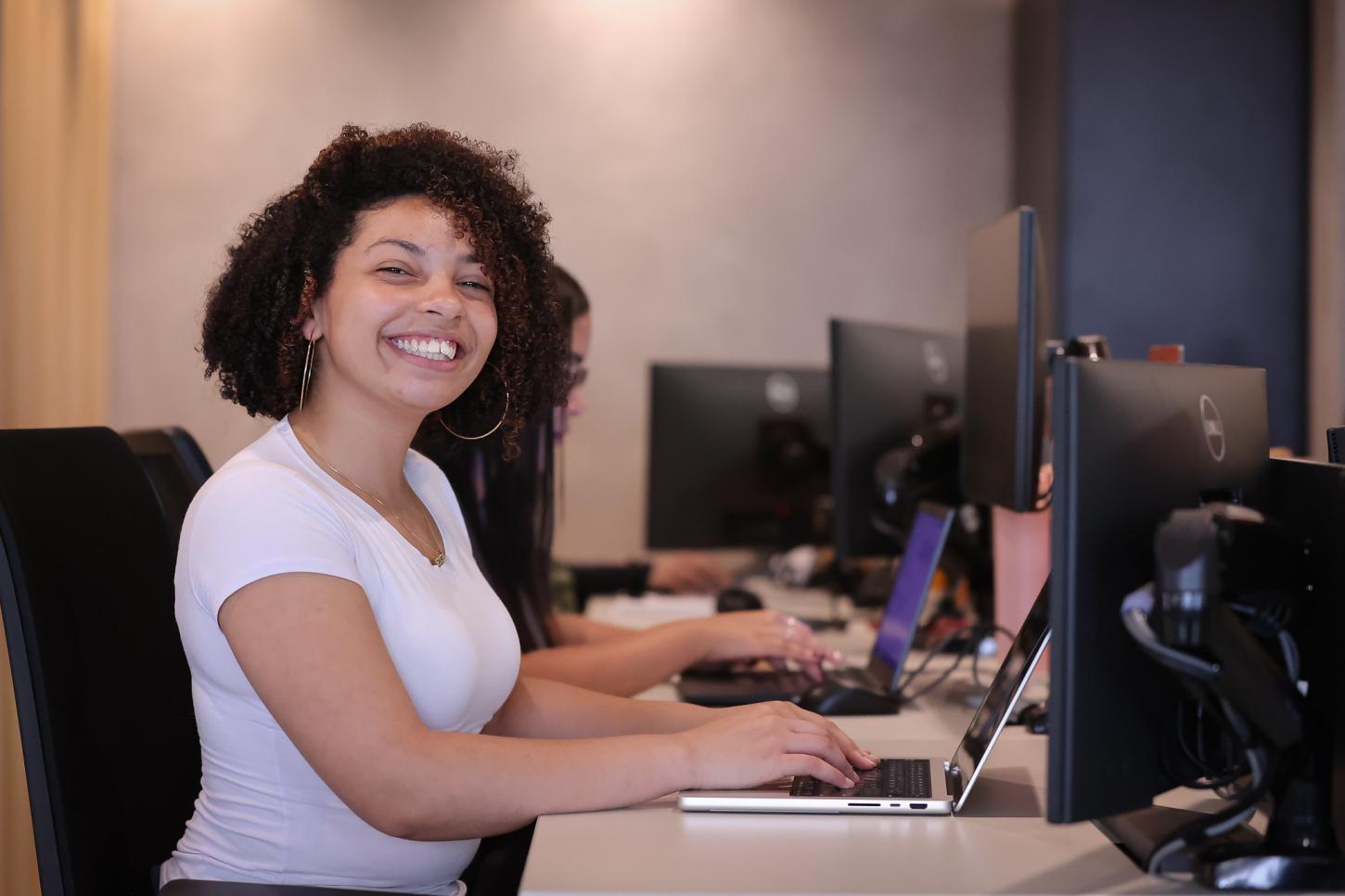 Programa BEEM tem 20 mil vagas disponíveis para alunos da rede estadual de SP