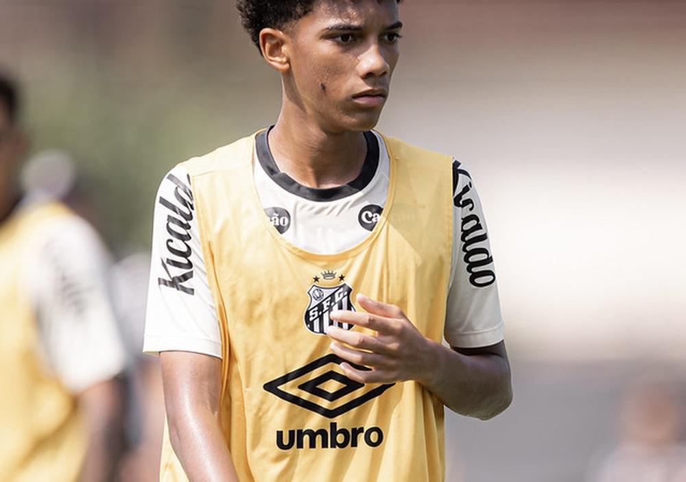 Robinho Jr. elogia início de trabalho de Cuca no Santos: 