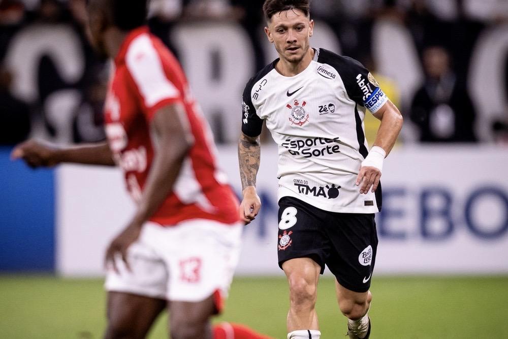 Como Garro resgatou bom futebol com Diniz no Corinthians e igualou números de 2025 com menos jogos