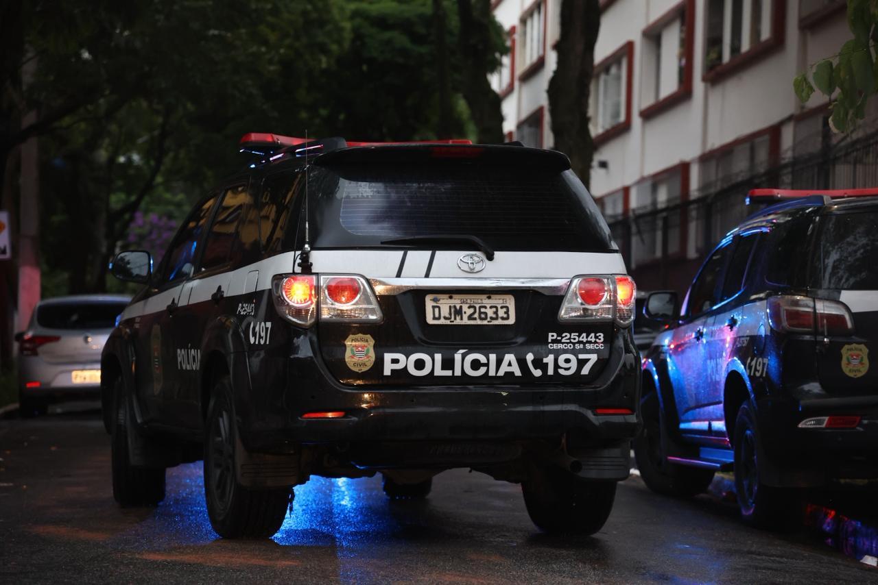 Conheça o núcleo da Polícia de SP que combate crimes na internet