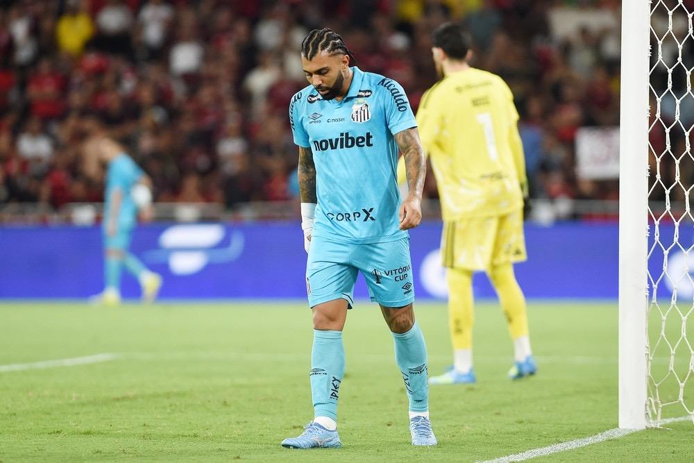Gabigol desfalca o Santos contra o Deportivo Cuenca