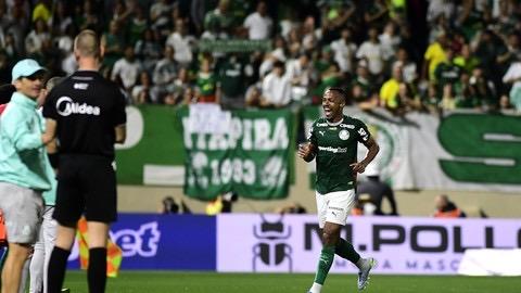 Marlon Freitas marca duas vezes, Palmeiras vence Grêmio em Barueri e mantém liderança isolada do Brasileirão