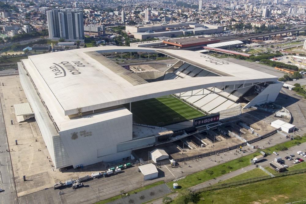 Santos negocia com Corinthians para receber Coritiba, pelo Brasileirão, na Neo Química Arena
