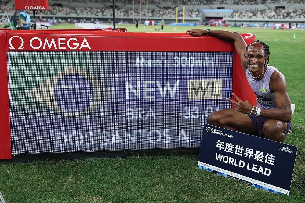 Alison dos Santos bate Warholm, vence etapa da Diamond League e puxa dobradinha brasileira
