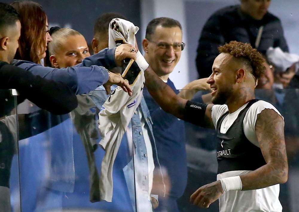 Ancelotti diz que Neymar 