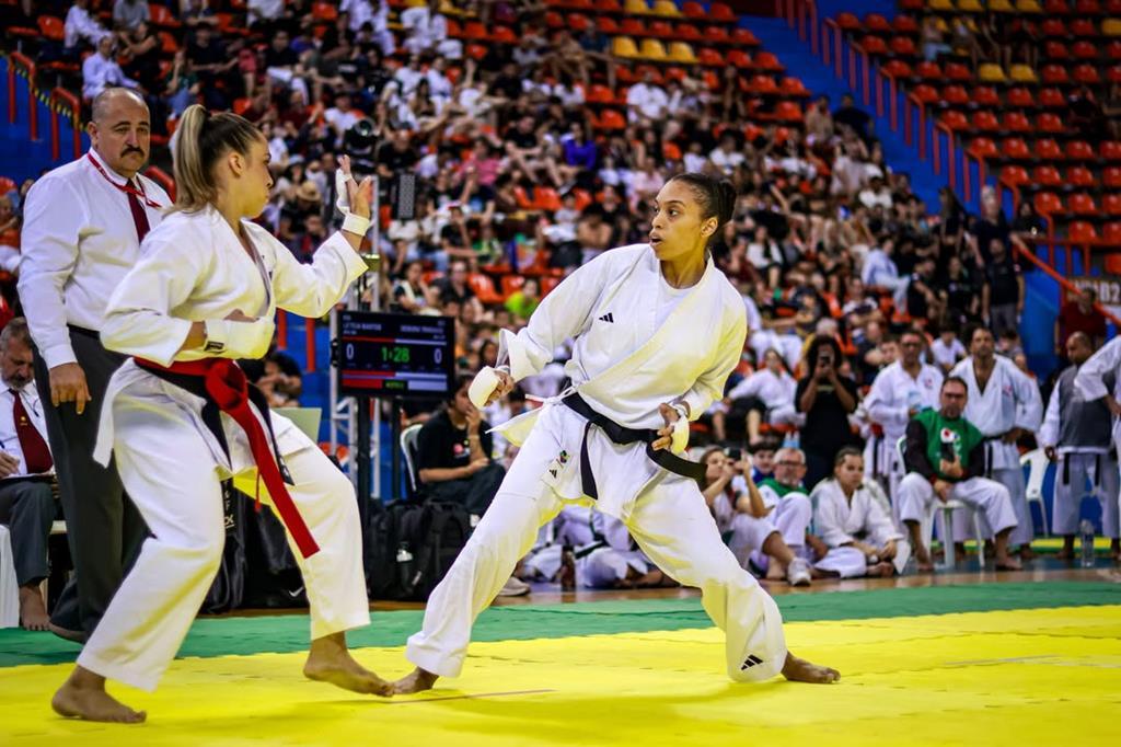 Atletas de Barueri conquistam título histórico no Brasileiro de Karatê