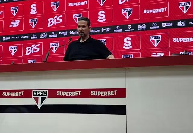 Comissão de Ética do São Paulo recomenda afastamento do presidente do Conselho