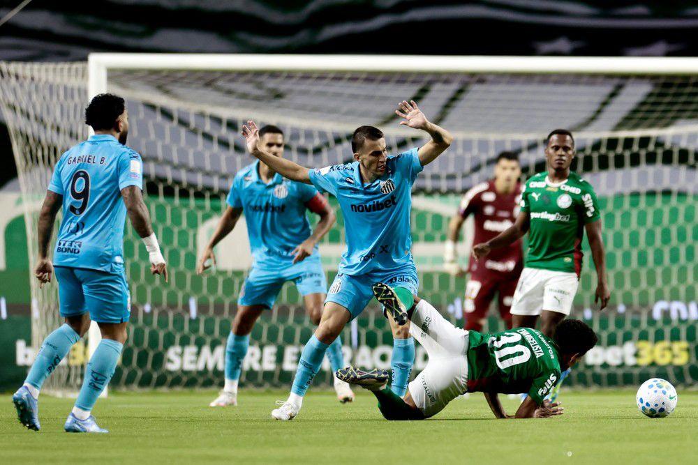 Cuca valoriza empate do Santos contra o Palmeiras sem Neymar: 