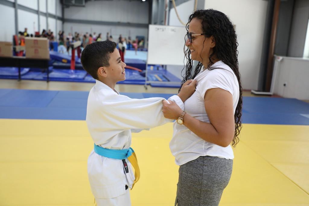 Esporte em Barueri fortalece laços entre mães e filhos e promove qualidade de vida