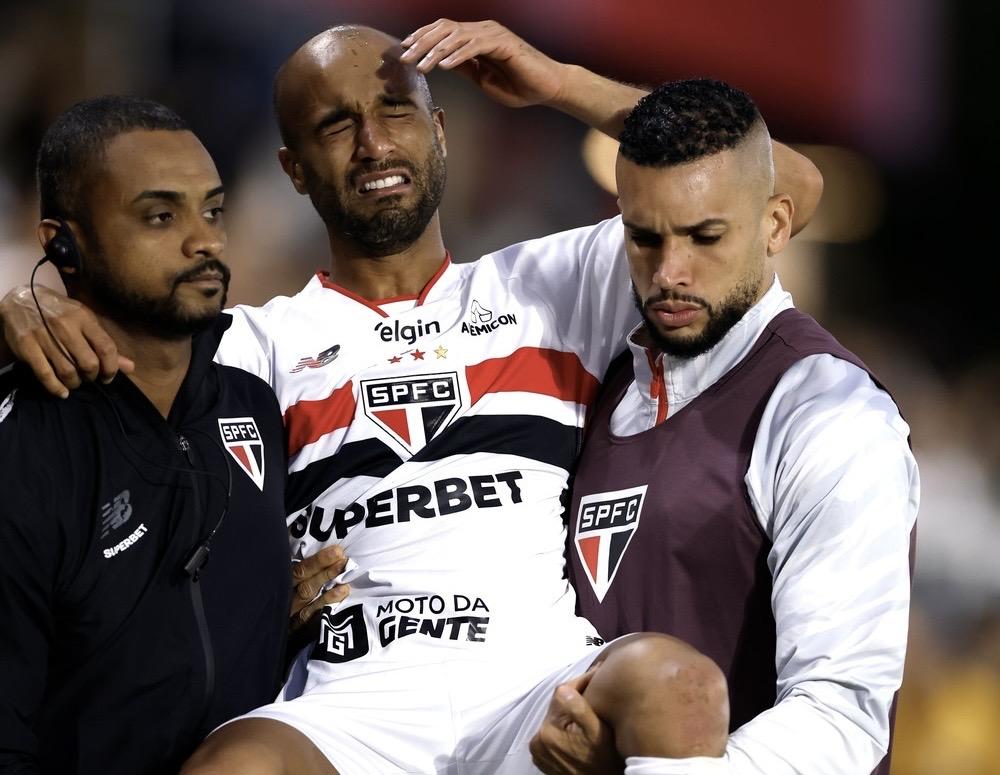 Lucas inicia fisioterapia e projeta retorno mais forte ao São Paulo: 