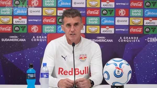 Mancini vê bom jogo do Bragantino contra o River e diz que expulsão custou caro ao Massa Bruta