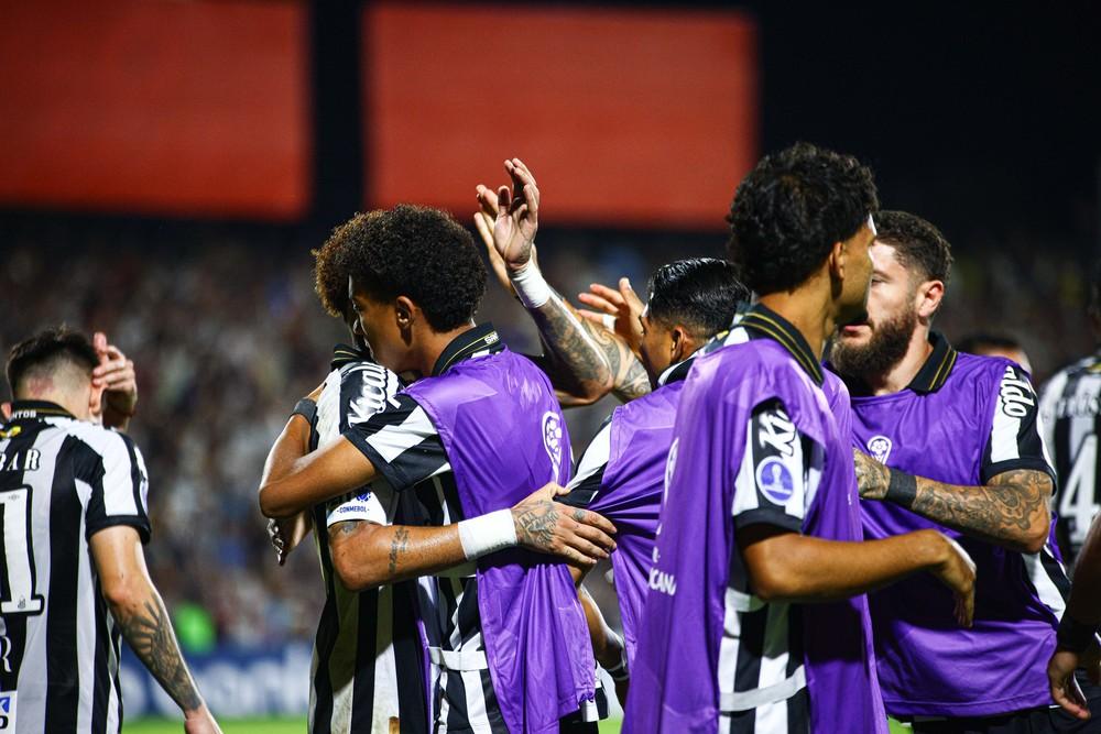 Robinho Jr. desiste de notificar Santos por agressão de Neymar