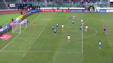 Três vira, seis acaba! Bragantino atropela Blooming pela Sul-Americana