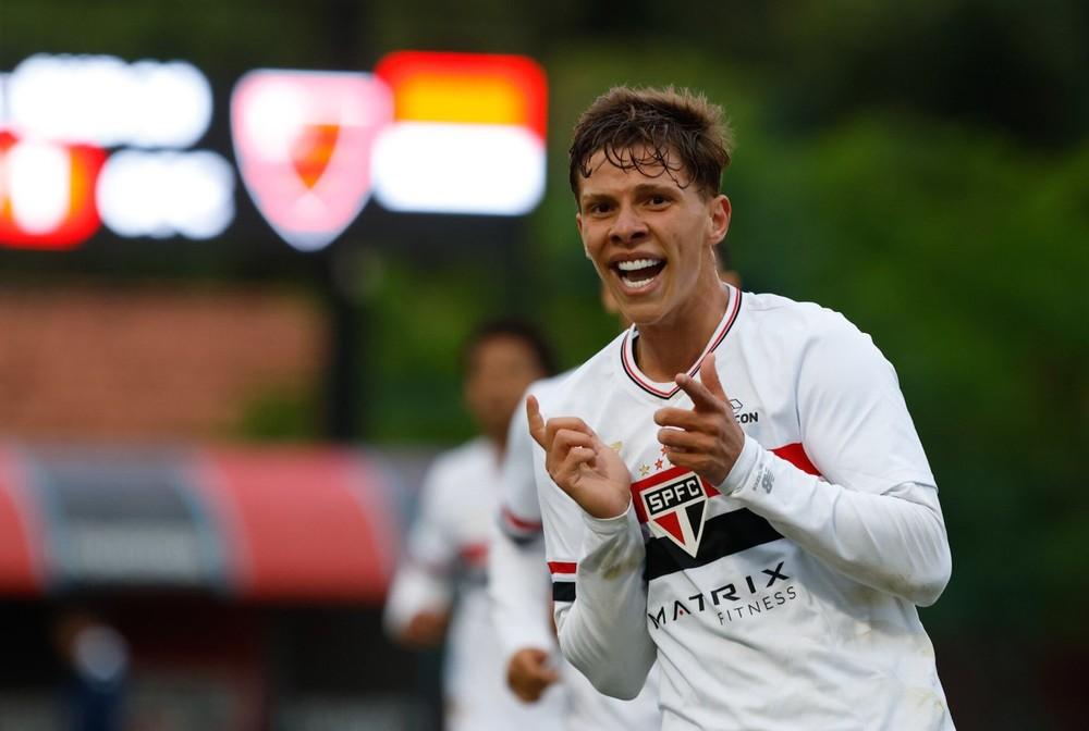 Cotia na fila: veja quem pode ganhar espaço após mudanças no São Paulo