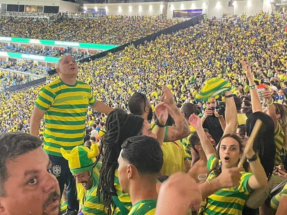 Dentro da bateria: boa noite de Rayan une Maracanã, e torcida avisa que 