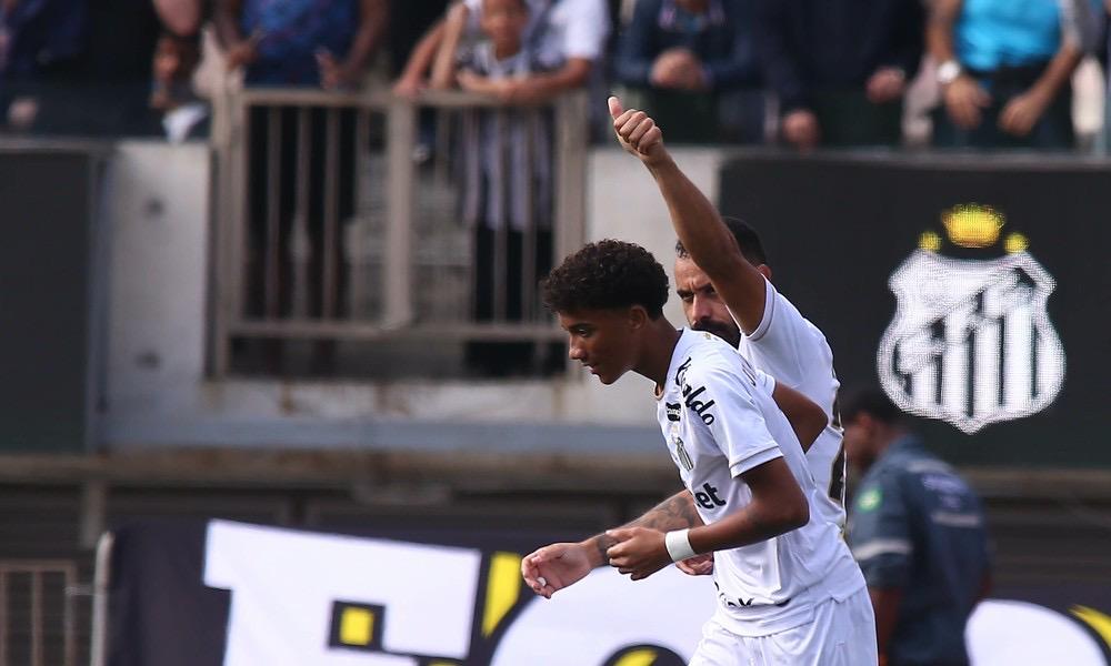 Atuações do Santos: Robinho Jr vira Juninho e brilha em amistoso