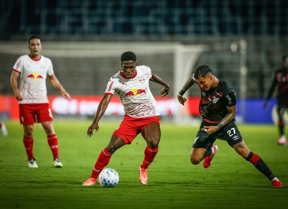 Bragantino anuncia amistoso contra o Athletico-PR em Bragança Paulista