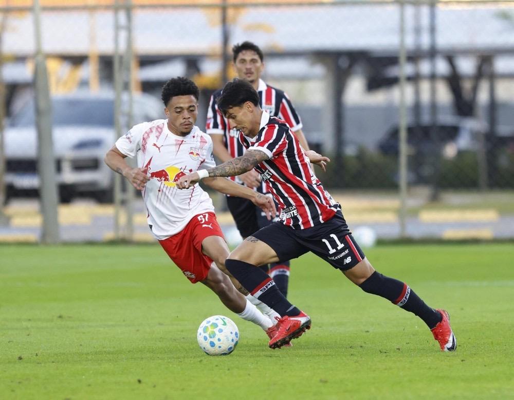 São Paulo empata sem gols com o Bragantino em jogo-treino
