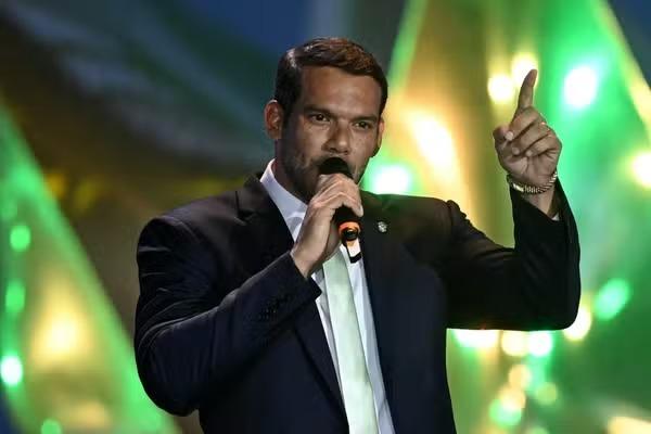 CBF comunica aos clubes 