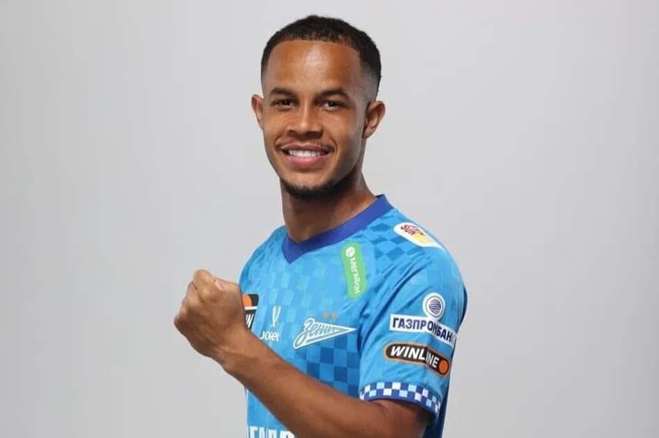 Ex-Corinthians, Pedrinho revela bastidores da adaptação na Rússia e destaca apoio dos brasileiros do Zenit