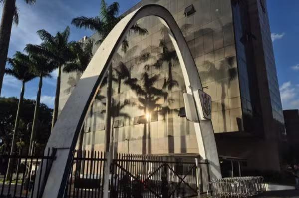 Corinthians não paga CNRD no prazo prometido, e Cuiabá pede bloqueio de receitas
