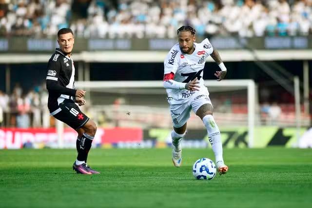 Entenda por que duração do contrato acelerou acerto entre Coutinho e Santos